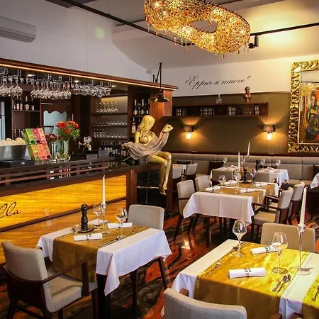 Affittacamere Bella Restaurant &
